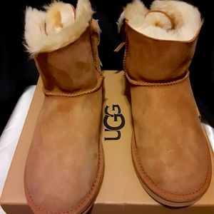 Womens classic double bow Ugg boots